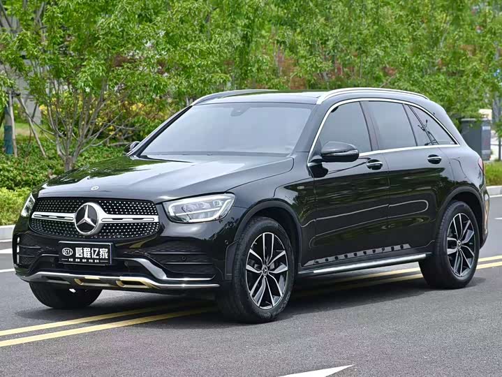 Mercedes-Benz GLC 2022 facelift 2 GLC 260 L 4MATIC luxury model