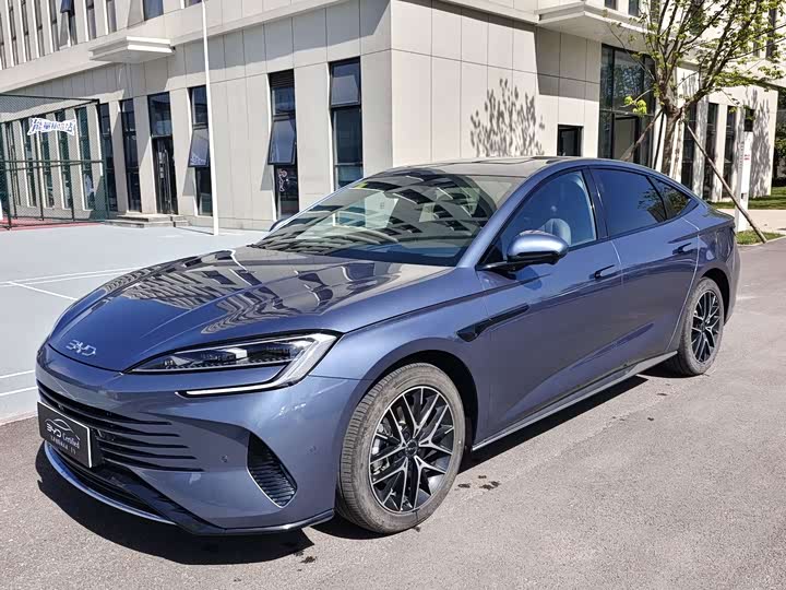Seal 07 DM-i 2025 Model Intelligent Driving Edition DM-i 1.5L 125km Premium Edition