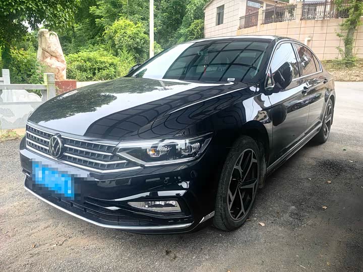 2025 Magotan 2025 Model Year Facelift Enjoy Edition 330TSI DSG Luxury