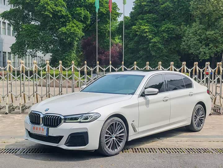 BMW 5 Series 2022 530Li Leading M Sports Package