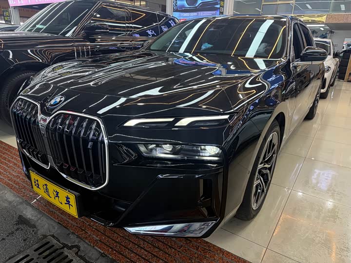 BMW i7 2023 eDrive50L Leading M Sports Package