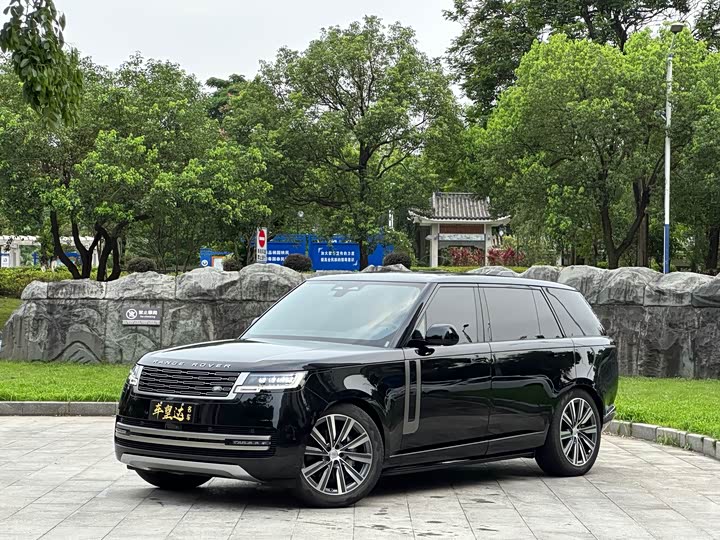 Range Rover 2025 3.0 L6 400PS Extended Edition