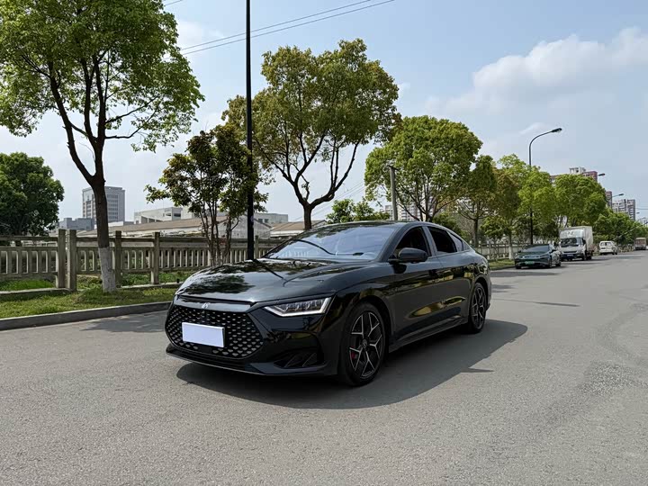 Han 2023 DM-i Champion Edition 200KM flagship model