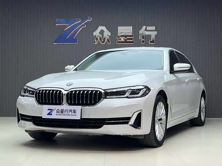 BMW 5 Series 2022 525Li Luxury Package
