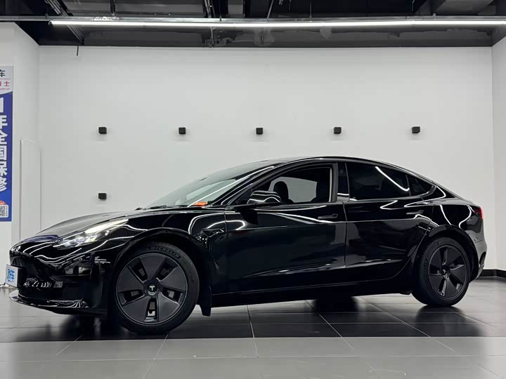 Model 3 2022 rear-wheel drive version