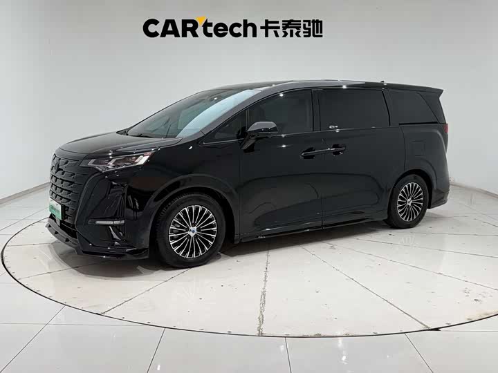 Denza D9 2024 DM-i 980 four-wheel drive premium model