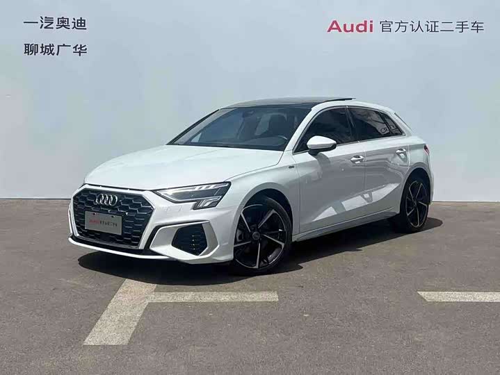 Audi A3 2021 Sportback 35 TFSI stylish and sporty