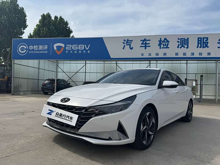 Elantra 2021 1.5L CVT LUX Premium Edition