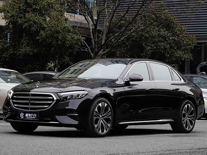 Mercedes-Benz E-Class 2026 E 300 L Luxury Model