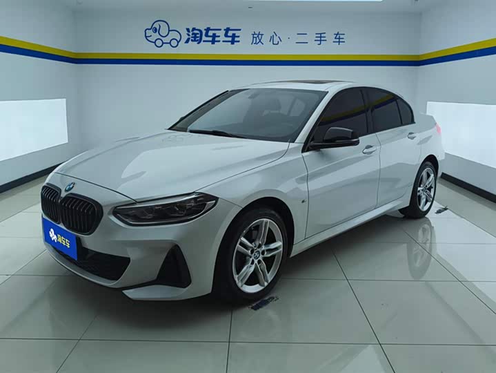 BMW 1 Series 2021 120i M Sports Night Edition