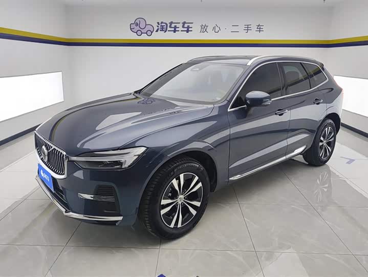 Volvo XC60 2024 B5 AWD Plus Luxury