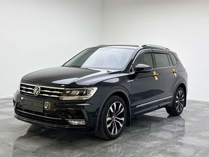 Tiguan L 2021 330TSI Automatic FWD R-Line Premium Edition