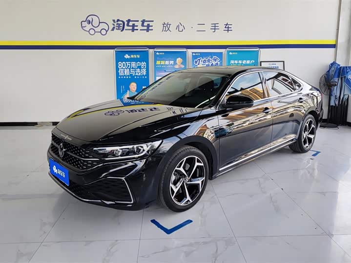 Passat 2023 facelift 330TSI Starry Sky Deluxe Edition