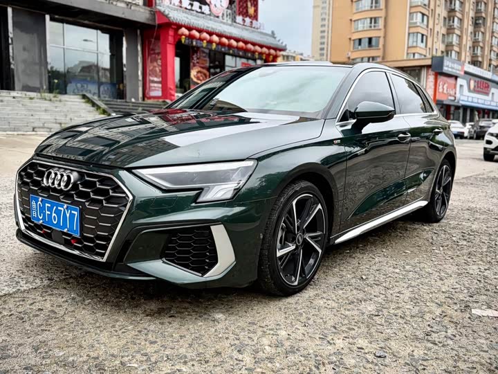 Audi A3 2023 Sportback 35 TFSI stylish and sporty