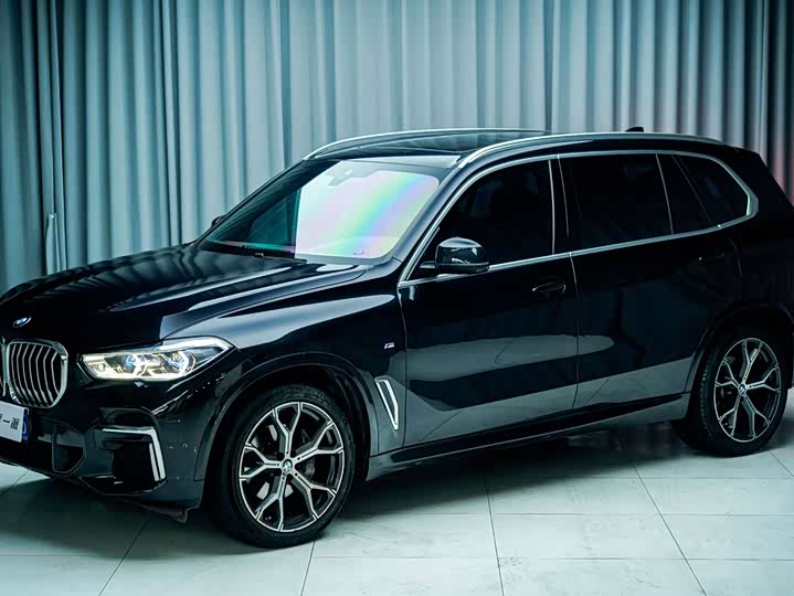 BMW X5 2022 facelift xDrive 40Li M sports package