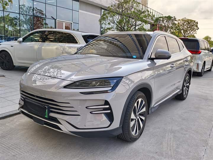 Song PLUS NEV 2023 Champion Edition DM-i 110KM Flagship PLUS