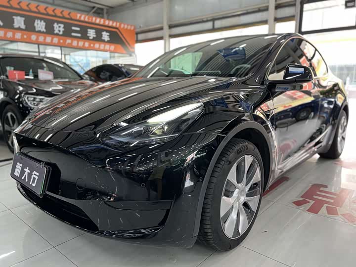 Model Y 2022 rear-wheel drive version