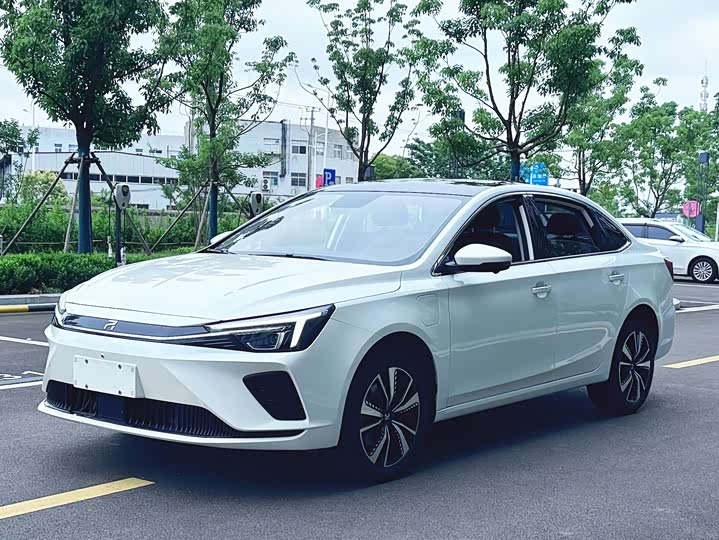Rising Auto ER6 2021 Model New Dynamic Edition 620km Intelligent Driving Edition