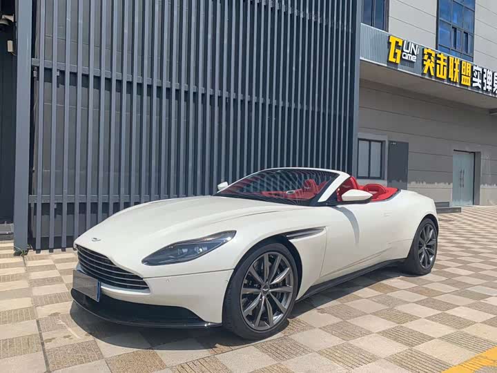Aston Martin DB11 2023 4.0T V8 Volante