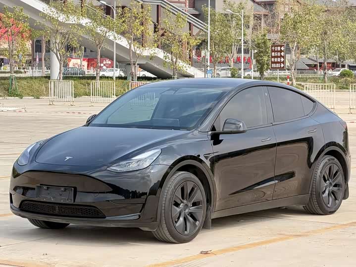 Model Y 2023 rear-wheel drive version