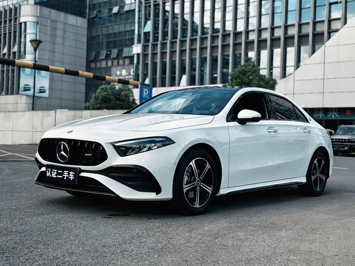 Mercedes-Benz A-Class 2025 facelift A 200 L fashionable model