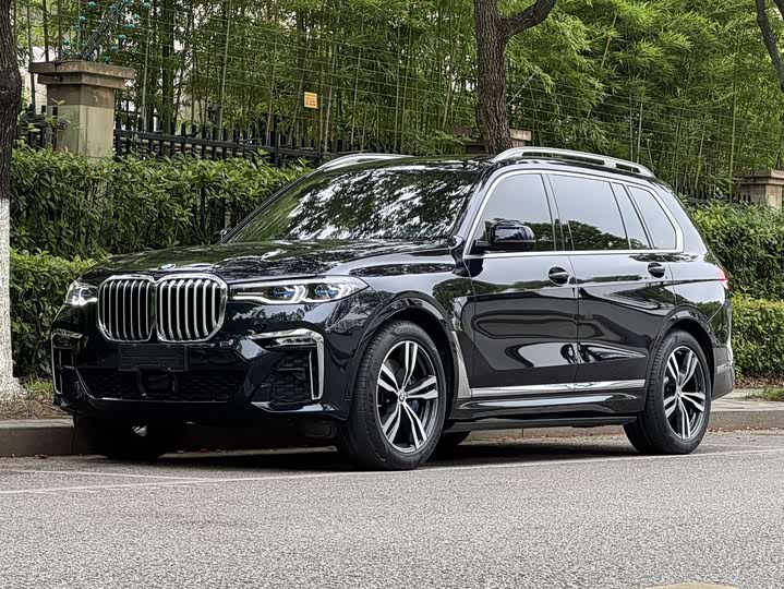 BMW X7 2022 xDrive40i M Sport Package