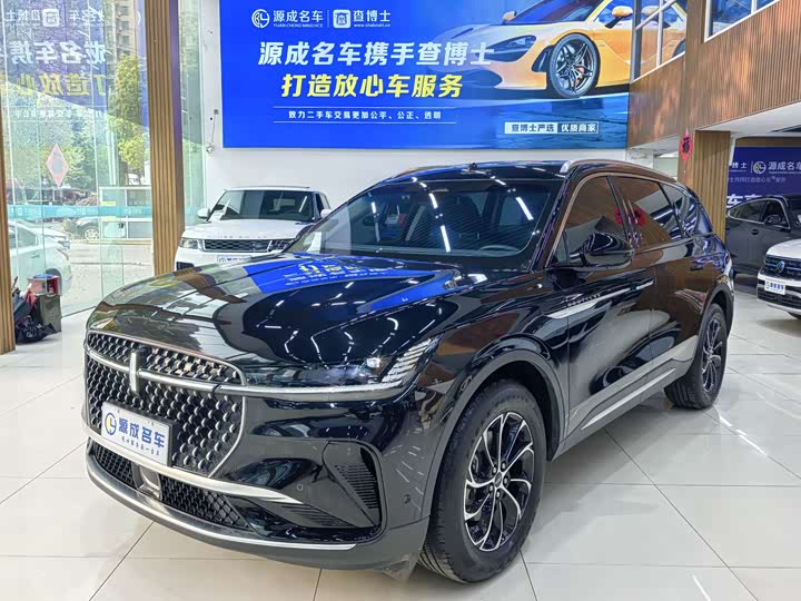 Nautilus 2023 2.0T AWD Premiere