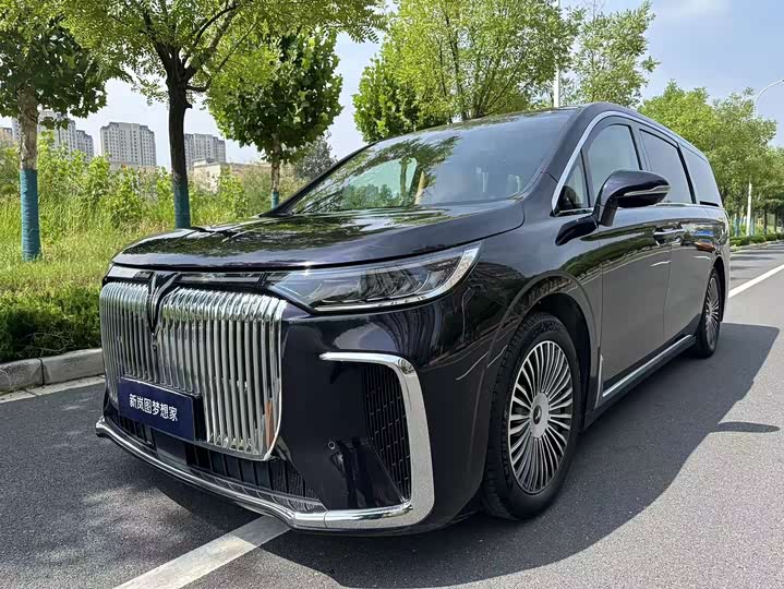 Lantu Dreamer 2025 PHEV four-wheel drive premium Kunpeng version