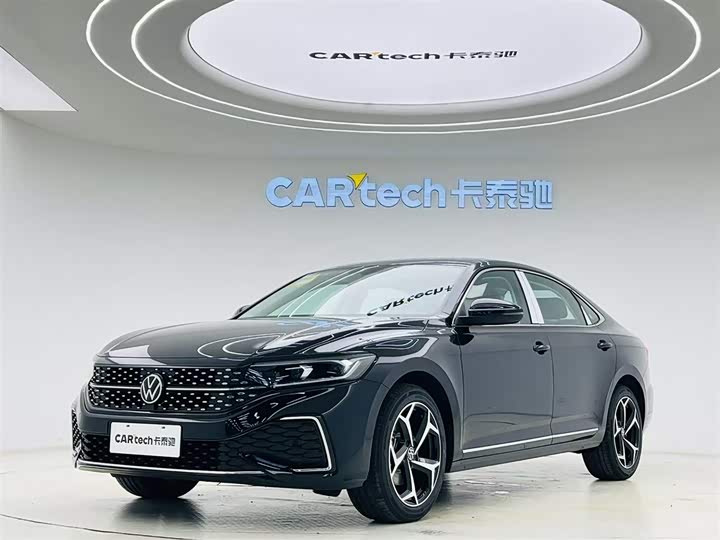 Passat 2026 Outstanding Model 330TSI Starry Sky Elite Edition