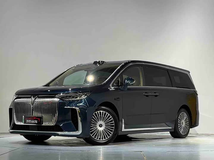 Lantu Dreamer 2025 PHEV four-wheel drive premium Qiankun version