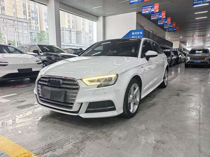 Audi A3 2020 Sportback 35 TFSI Fashion Type National VI