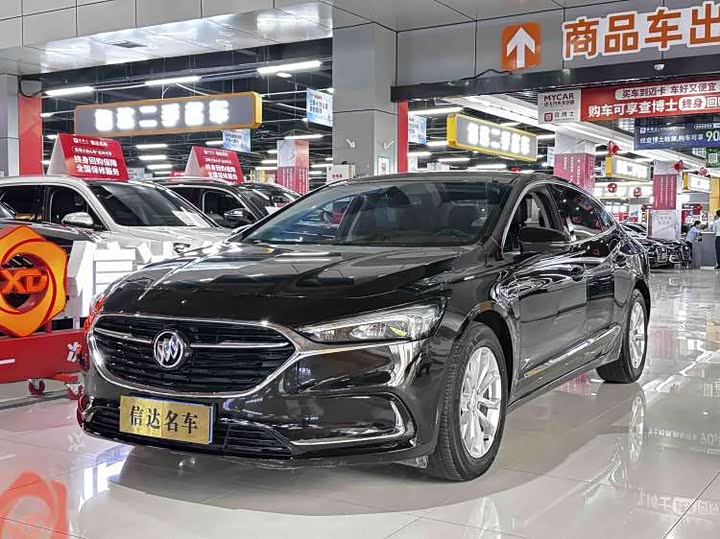LaCrosse 2022 552T luxury model