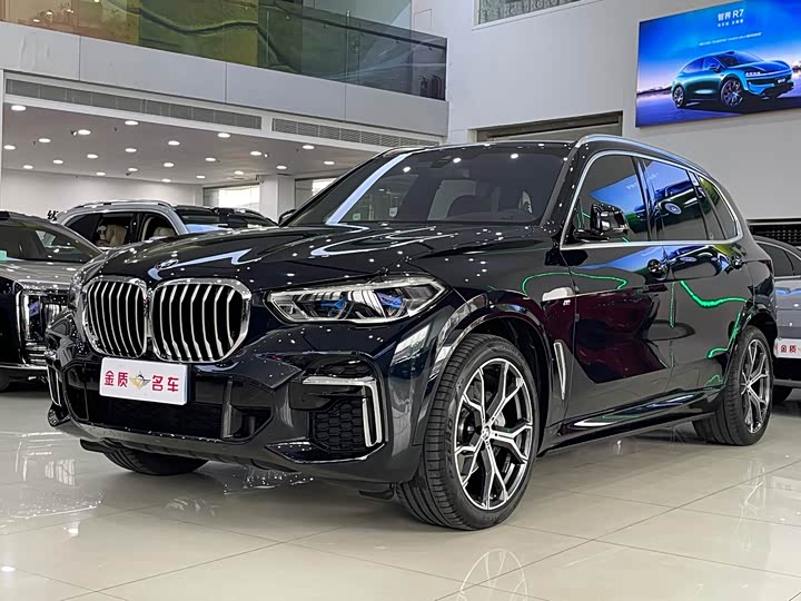 BMW X5 2022 facelift xDrive 40Li M sports package