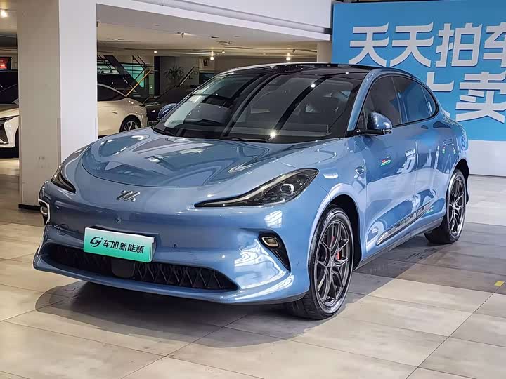 Zhiji LS6 2025 Smart Lizard Driving Edition
