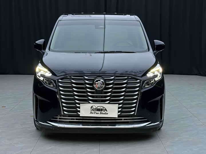 Buick GL8 2023 ES Lu Zun smart flagship model