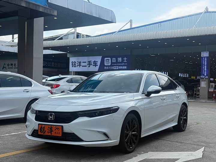 Stylish 2023 240TURBO CVT Deluxe Edition