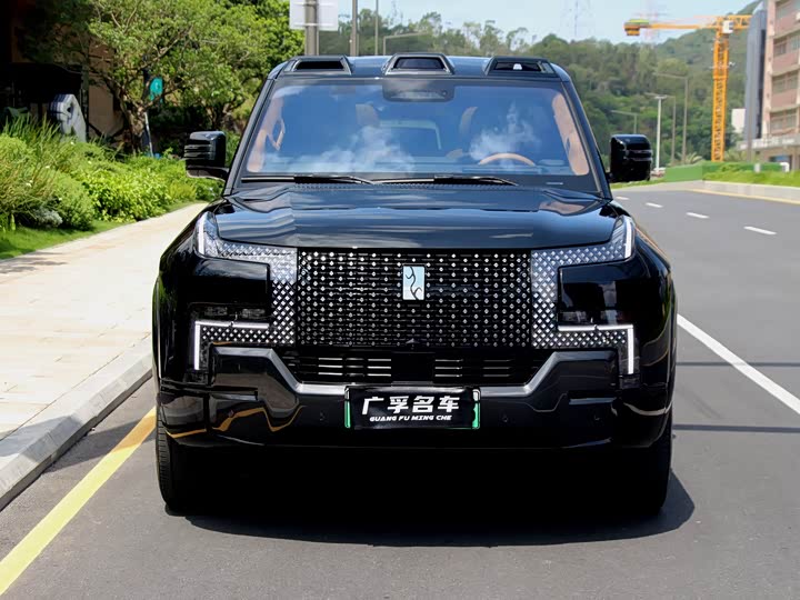Yangwang U8 L 2025 Prestige Edition