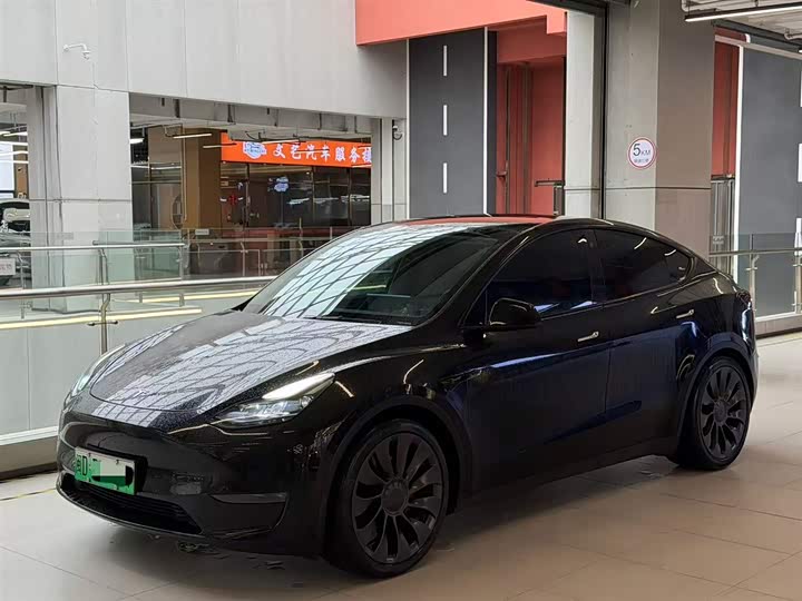 Model Y 2023 high-performance all-wheel drive version