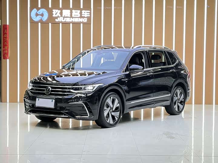 Tiguan L 2023 380TSI automatic four-wheel drive R-Line version 7 seats