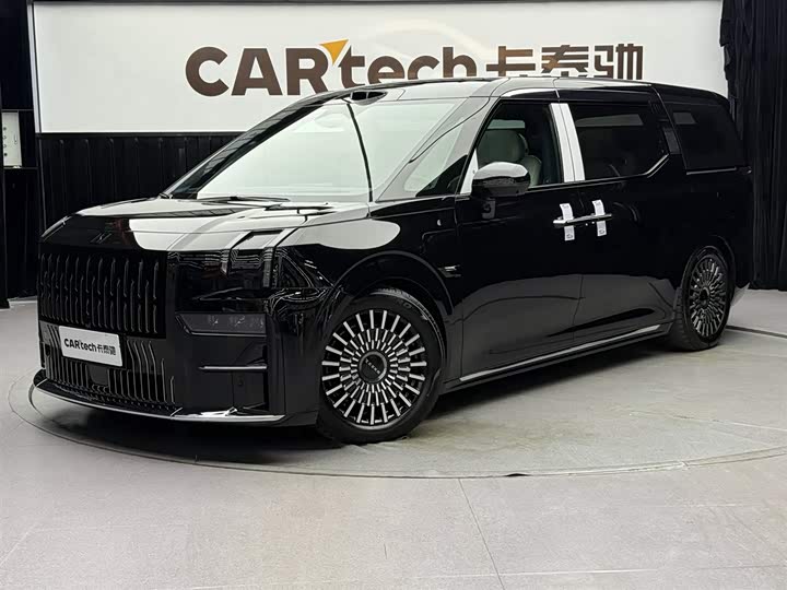 Zeekr 009 2024 6-Seater Executive AWD 108kWh