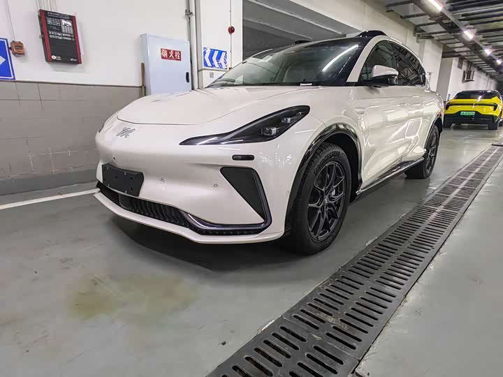Zhiji LS7 2024 90kWh Max Elite rear-wheel drive version