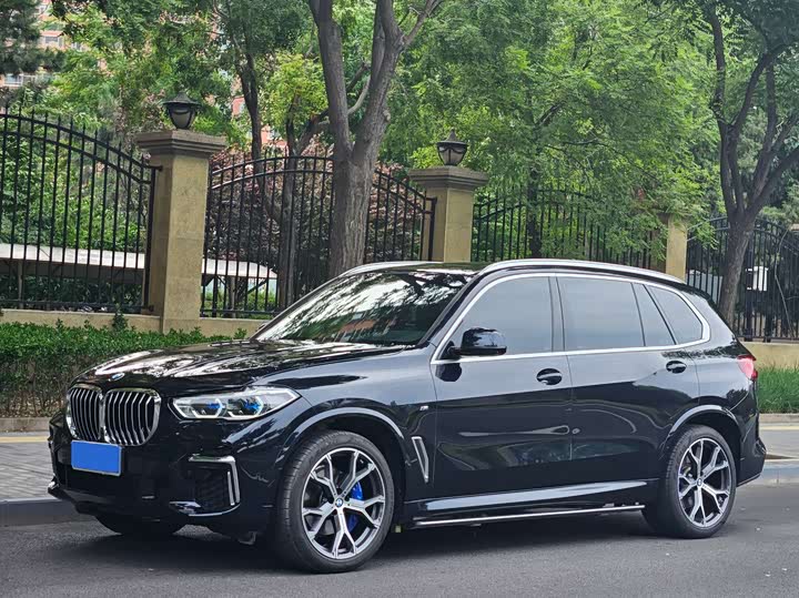 BMW X5 2022 facelift xDrive 40Li M sports package
