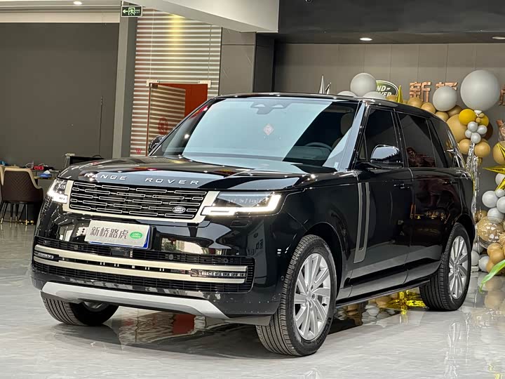 Range Rover 2024 3.0 L6 400PS Extended Edition