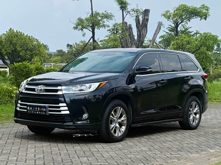 Highlander 2021 2.0T two-wheel drive elite version 7 seats