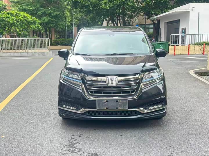Elysion 2019 2.0L Hybrid Luxury Edition