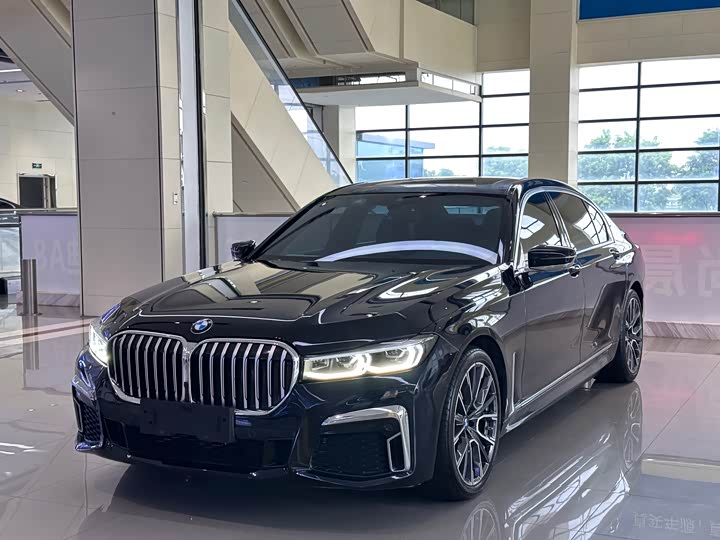 BMW 7 Series 2021 740Li Leading M Sports Package