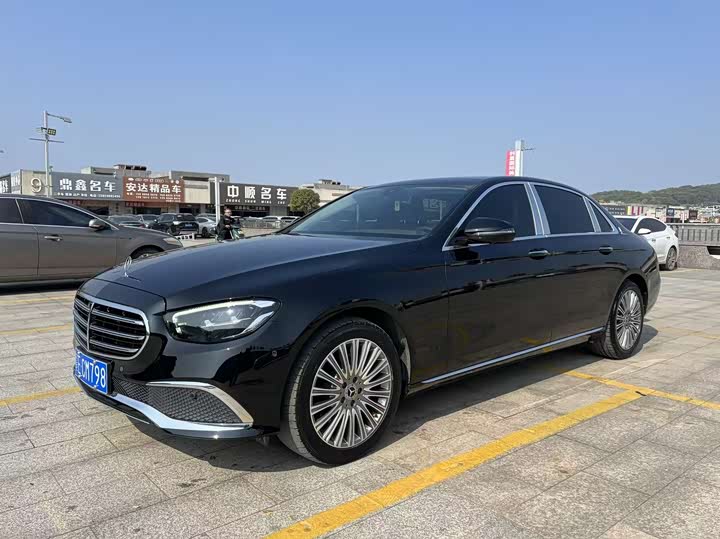 Mercedes-Benz E-Class 2022 Facelift II E 300 L Luxury