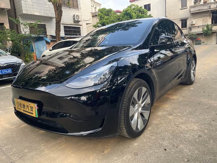 Model Y 2022 Refresh RWD