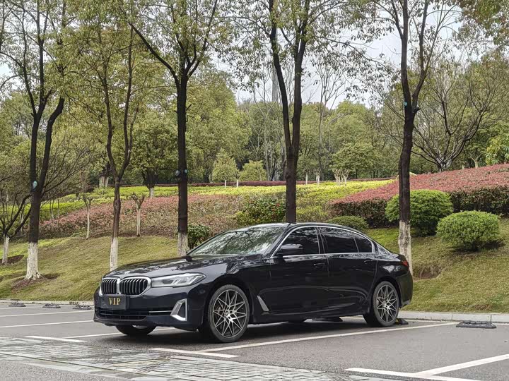 BMW 5 Series 2023 model 530Li leading model M sports package