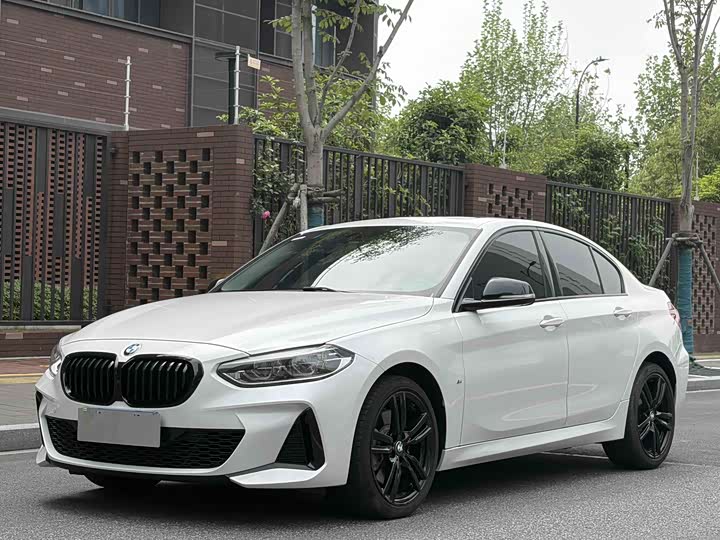 BMW 1 Series 2023 125i M Sports Night Edition
